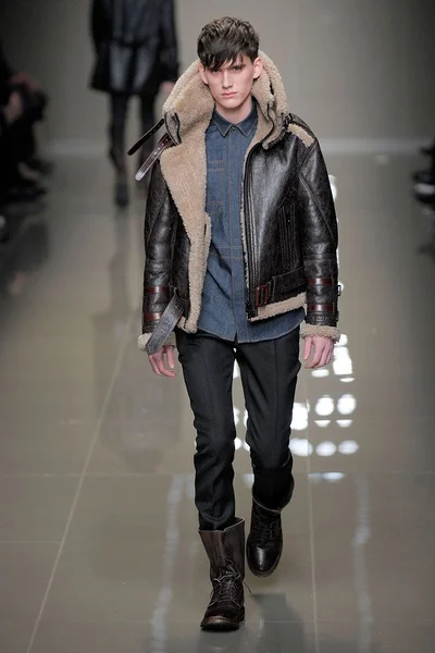 Look 40